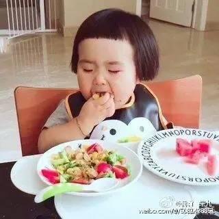 网红吃瓜馋坏大妈视频大全,视频大全盘点美食诱惑瞬间